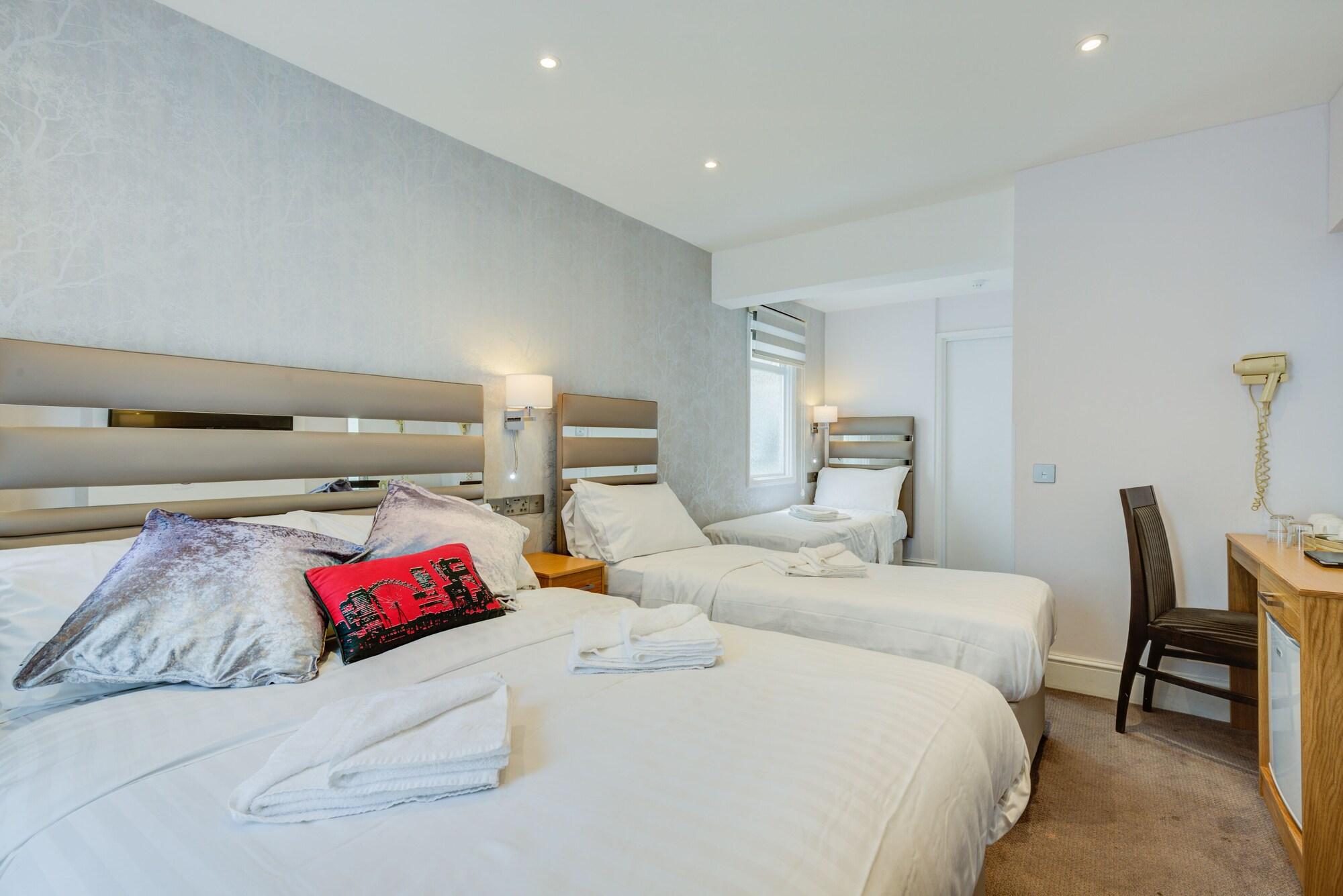 Kingswaypark Hotel At Park Avenue Londres Extérieur photo