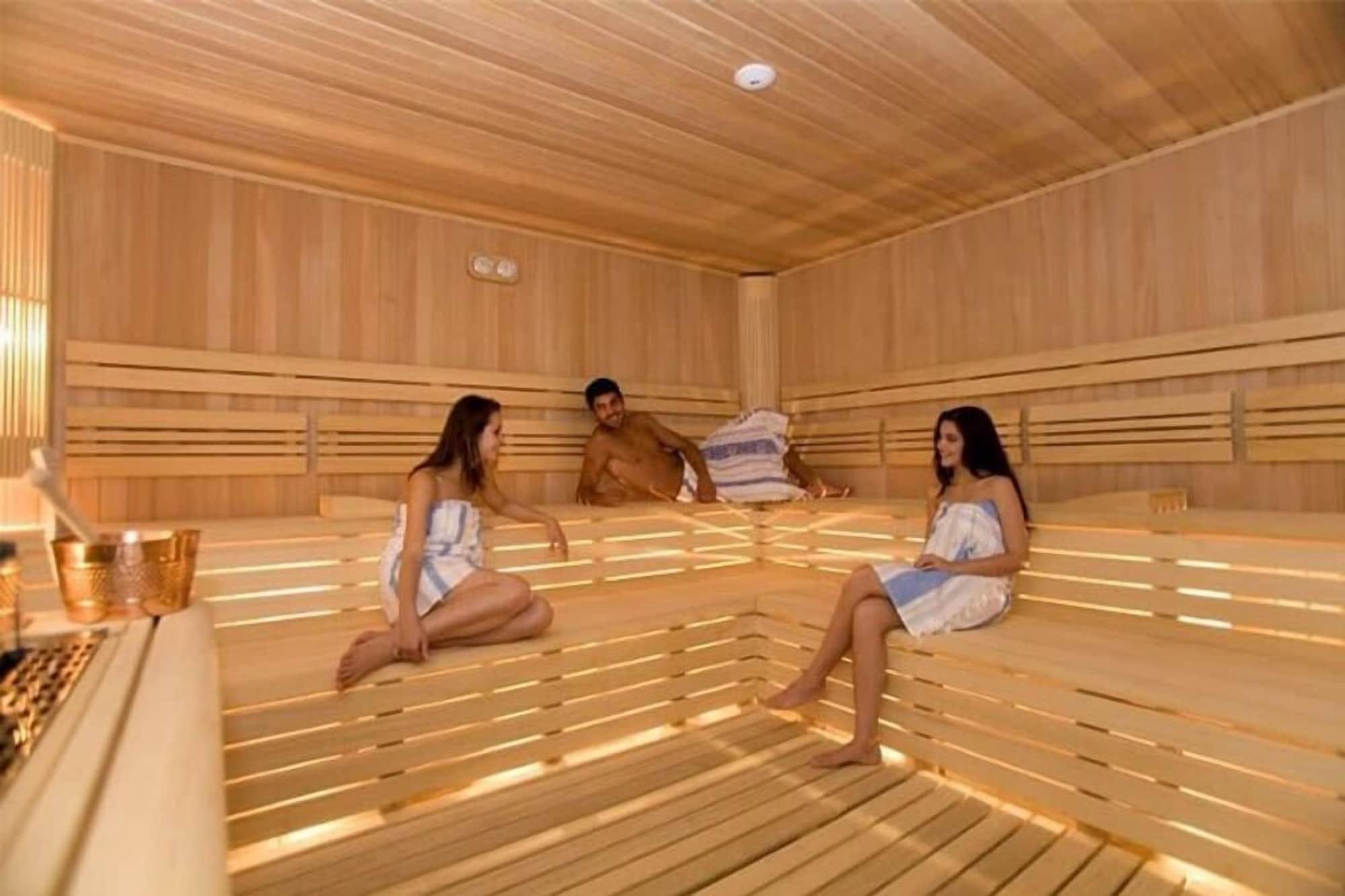 Kingswaypark Hotel At Park Avenue Londres Extérieur photo