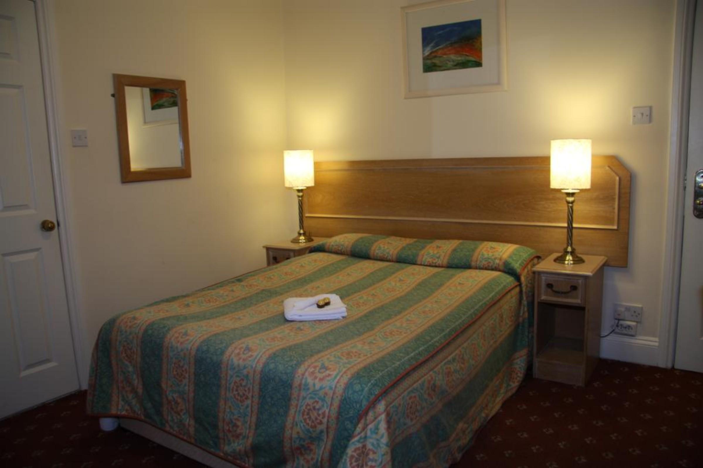 Kingswaypark Hotel At Park Avenue Londres Extérieur photo